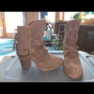 Never Worn Lane Bryant Tan Embellished Ankle Boots